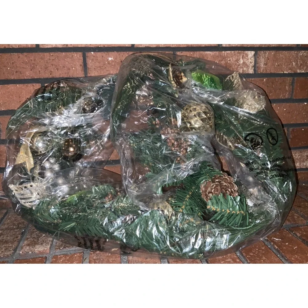 Christmas Lighted Garland Realistic 6ft Long Christmas Ornaments Holiday‎ Decor
